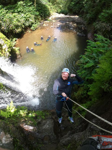 Canyoning in Ribeira dos Caldeirões - Gear up right: what’s included and how it helps in chilly water