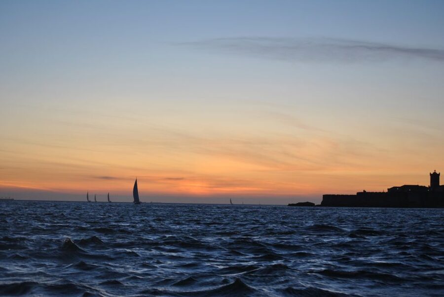 Cascais: 2-Hour Private Luxury Sunset Cruise with a Drink - Key Highlights That Matter