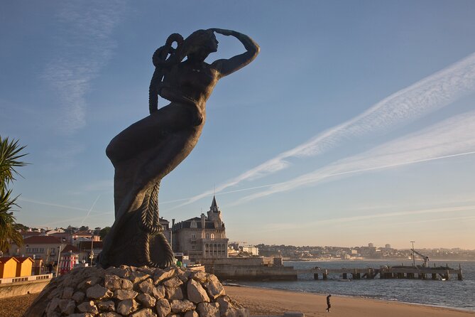 Cascais: Glamour and Decay by The Lisbon Coastline - Private Tour - A private Cascais walk that actually feels like someone local