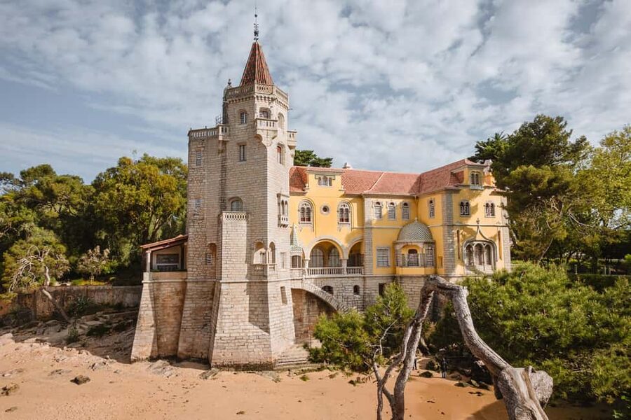 Cascais: Private & Flexible Walking Tour in Historic Center - Rainha Beach to the finish, with the start point still in reach