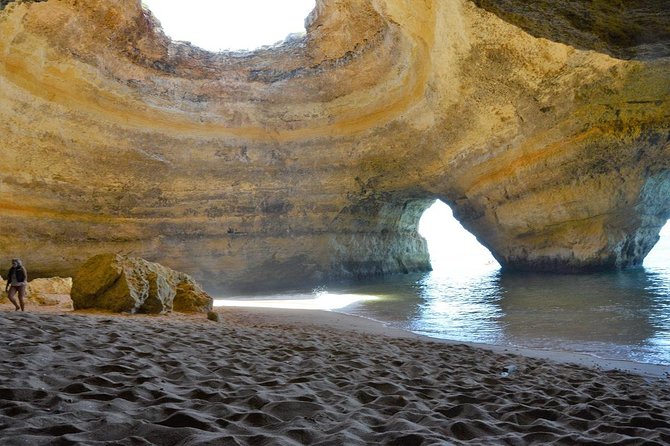 Caves and Dolphin Watching Cruise from Albufeira - Coastline cruising from Albufeira, the part that makes photos look easy