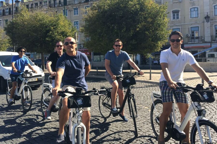 Central Lisbon 3-Hour Guided E-Bike Tour - From Eduardo VII Park to Lisbon’s core in a smooth 3 hours