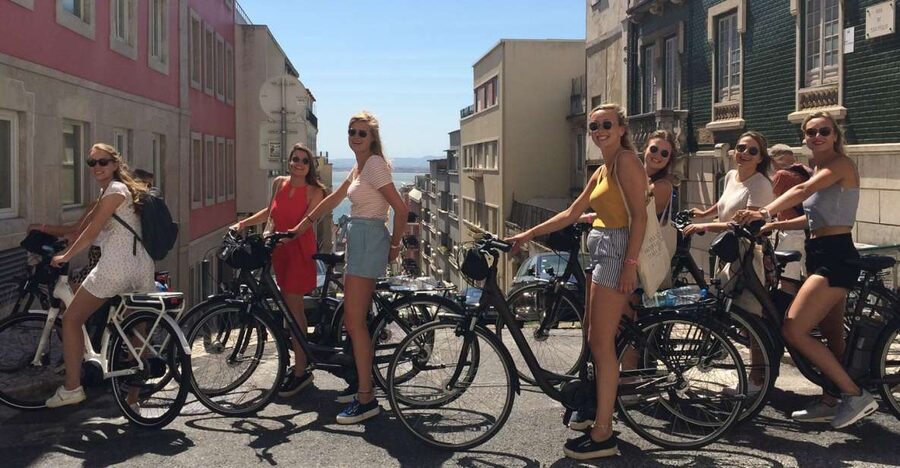 Central Lisbon 3-Hour Guided E-Bike Tour - What you should bring, and what you won’t need