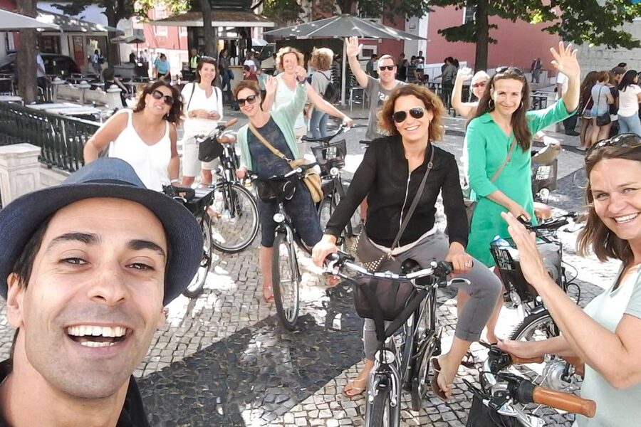 Central Lisbon 3-Hour Guided E-Bike Tour - Baixa-Chiado, Marquês de Pombal, and Avenida da Liberdade, the classic Lisbon loop