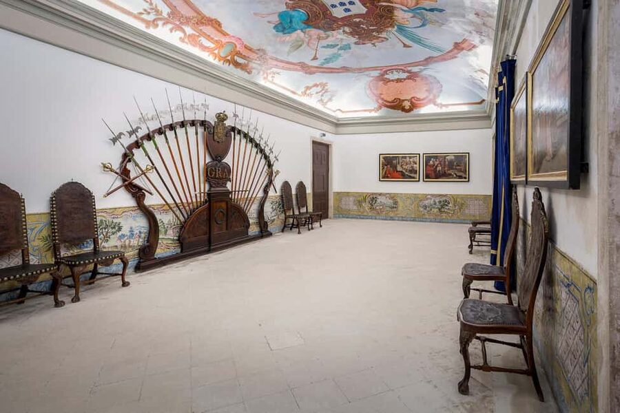 Coimbra: Coimbra University Private Walking Tour w/ Tickets - Royal Palace inside the University grounds