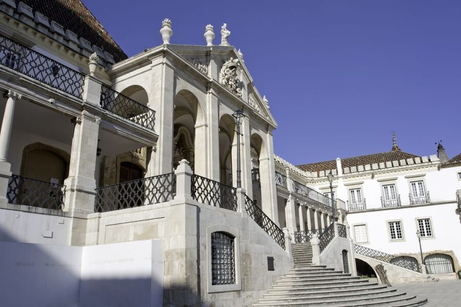 Coimbra: University of Coimbra Guided Tour - Royal Palace, S. Miguel Chapel, and the “power buildings” of Coimbra