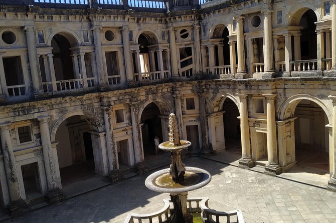 Convent of Christ Tour "Portugal in the Map" - Visit Tomar with a local guide! - The Templars and the Order of Christ: spotting the story in the details