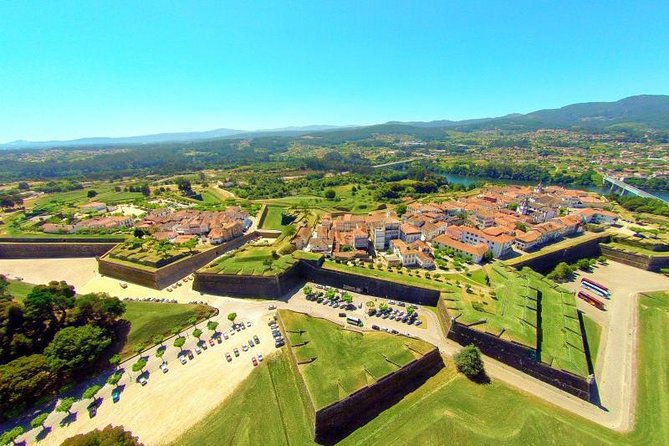 Day Trip from Porto to Santiago de Compostela and Valença - Porto to Santiago: the ride is part of the value