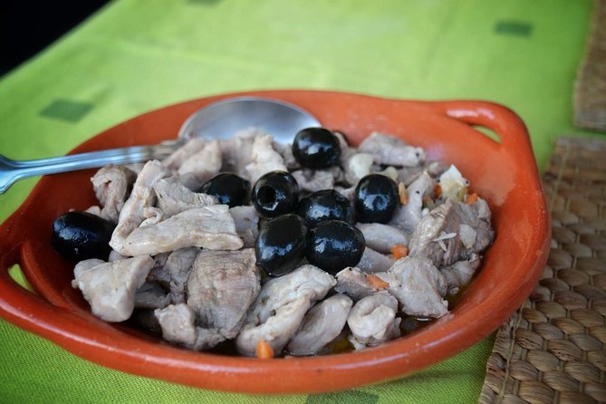 DINNER OR TAPAS in a Poruguese Home - What makes this experience feel personal (not staged)