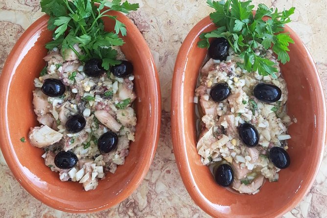DINNER OR TAPAS in a Poruguese Home - Timing, meeting point, and how to make it easy