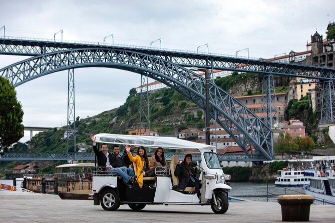 Discover Porto's Highlights on a 2-Hour Private Electric Tuk Tuk - Fontainhas and Batalha: Porto’s Views and Everyday Character