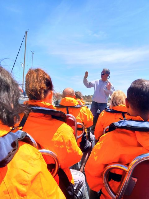 Dolphins Watching - Portimão - The Portimão long-tail boat ride: why the ride is more than transport