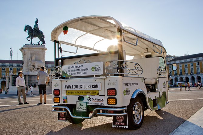 Explore Lisbon by Tuk Tuk: History and Viewpoints - Stops You’ll Hit in the First Half: Praça do Comércio to Alfama