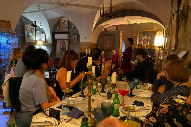 Fado Musical Experience with Portuguese Wine & Appetizers - Seating, venue size, and how to get the most out of the room