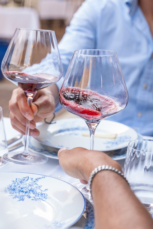 Faro: Portuguese Tapas Guided Tour - The big tapas stretch: 1.5 hours of eating and wine