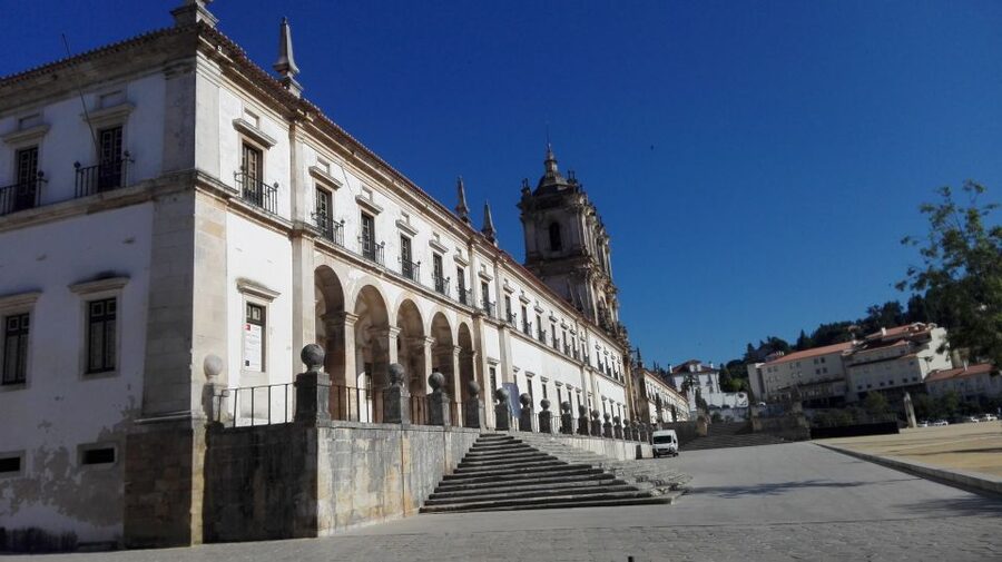 Fátima, Batalha, Alcobaça, Nazaré and Óbidos Private Tour - Price and Value: What $176 Per Person Really Covers