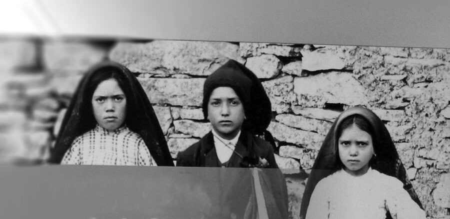 Fatima Full-Day Private Personalized Pilgrimage from Lisbon - Basilica of Our Lady of the Rosary and the Three Little Shepherds