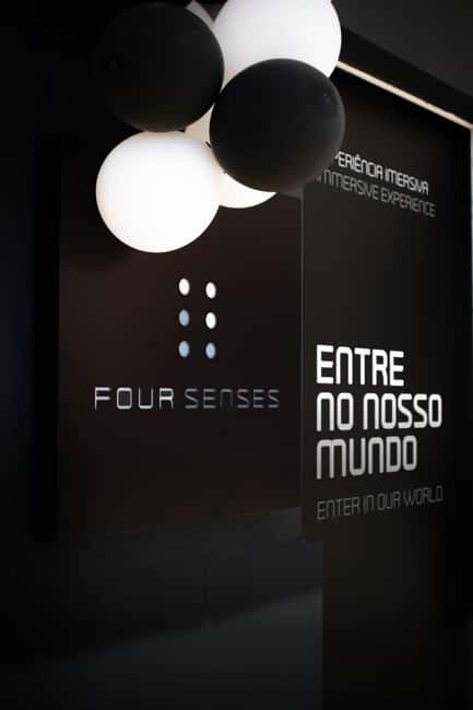FOUR SENSES: The Immersive Experience in the Dark – Faro - Room-by-room sensory challenges: touch, smell, hearing, taste