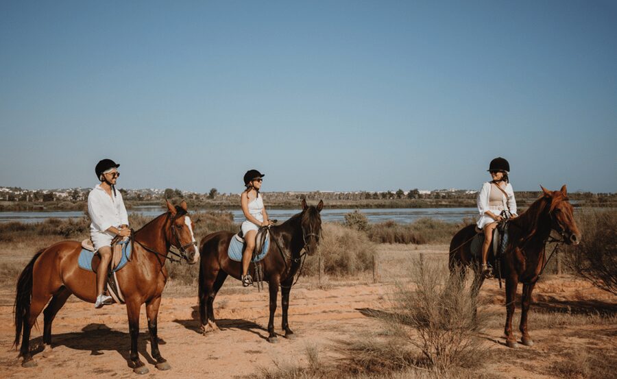 From Albufeira: Horse Riding Tour with Pickup - What to wear and bring for a comfy ride