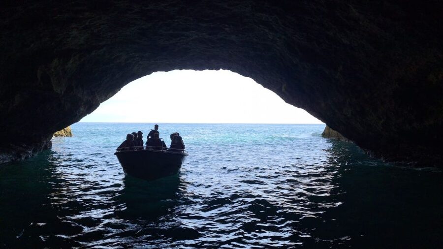 From Benagil: Coast Boat Tour with Benagil Cave - What to bring, what to wear, and basic rules on the boat
