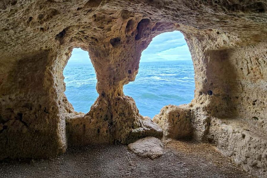 From Faro: Benagil Cliffs Hiking & 4 Treasures Experience - Benagil Cave viewpoint: seeing inside without the boat