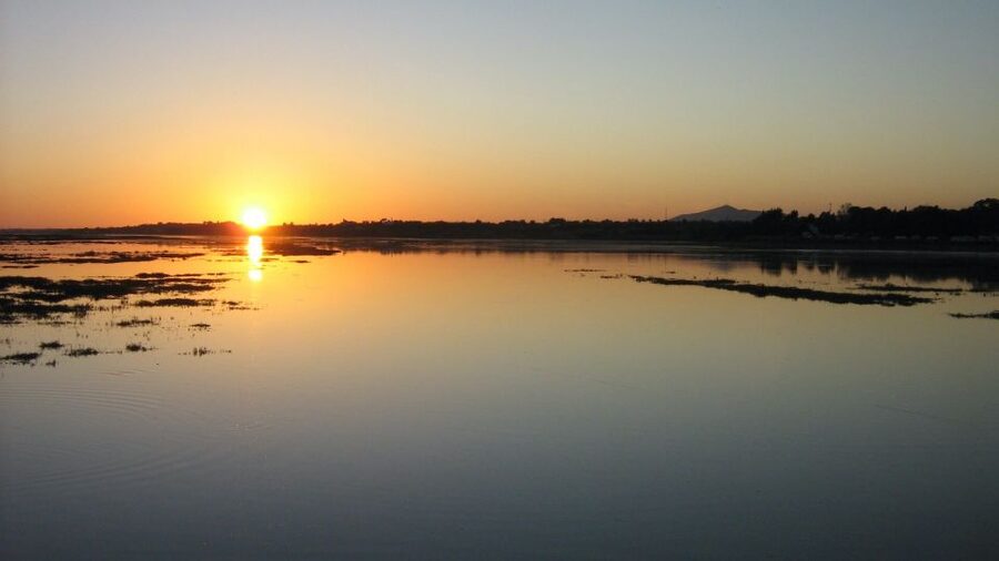 From Faro: Ria Formosa Sunset Boat Trip - Getting on board at Cais das Portas do Mar