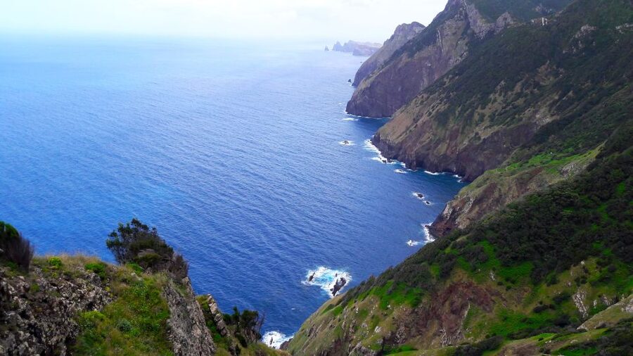 From Funchal: Machico to Porto da Cruz Larano Cliff Hike - The Larano Cliff Section: Ocean Views With a Real Reality Check