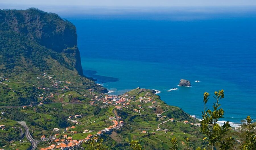 From Funchal: North Coast Day Trip - East-to-north driving: Porto da Cruz and Faial before Cabanas de São Jorge