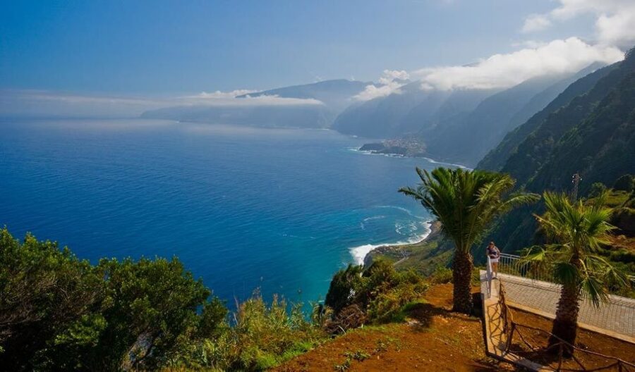 From Funchal: North Coast Day Trip - Ponta Delgada lunch break: plan for food on your own