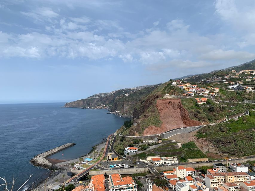 From Funchal: Open Roof Jeep Tour with Madeira Wine Tasting - Madeira wine tasting with Henriques & Henriques