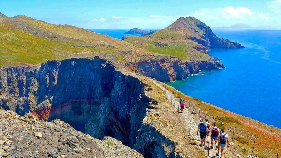 From Funchal: Ponta de São Lourenço/Caniçal Full-Day Hike - East Madeira in one day: why this route is different