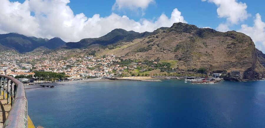 From Funchal: Santana and Pico do Areeiro East Island Tour - Santana: the longest stop for houses, color, and lunch time