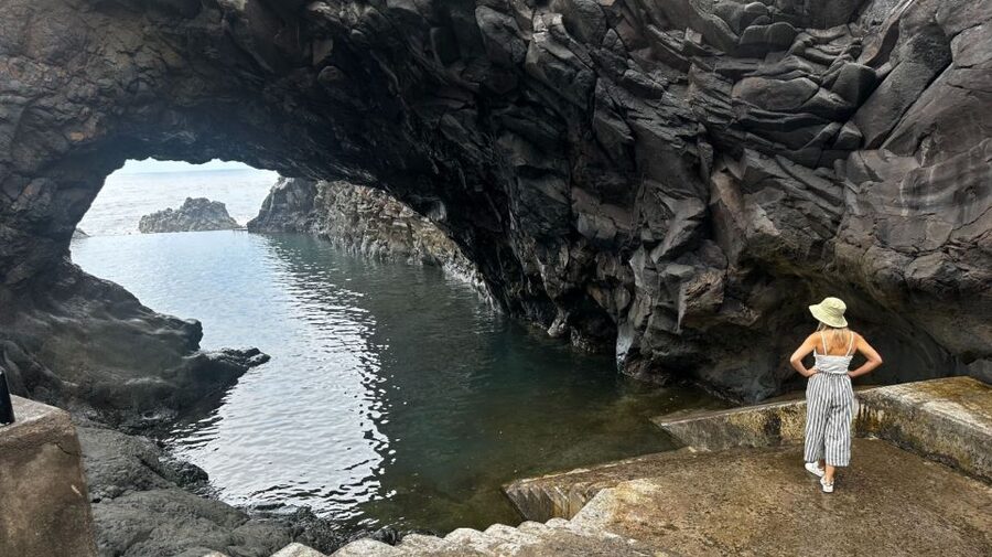 From Funchal:West Madeira Open-roof 4x4 Day Tour with Pickup - Fanal Forest in the UNESCO laurel forest: where the air changes