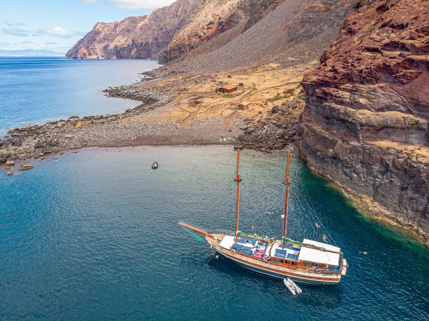 From Funchal: Wooden Boat Excursion to Desertas Island - Getting to Pier 8 and Finding the Bonita da Madeira Kiosk