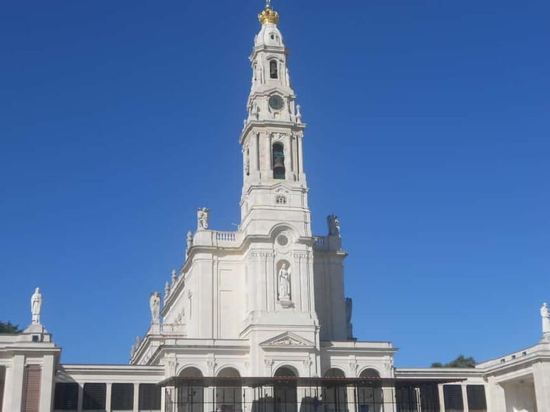From Lisbon: Best of Fátima Half Day Tour - Fatima Shopping Center break: use the short reset well