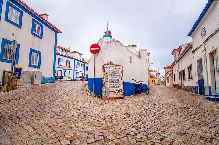 From Lisbon: Ericeira, Azenhas do Mar & Mafra Palace Private - José Franco Museum Village: rural life, scaled to fit