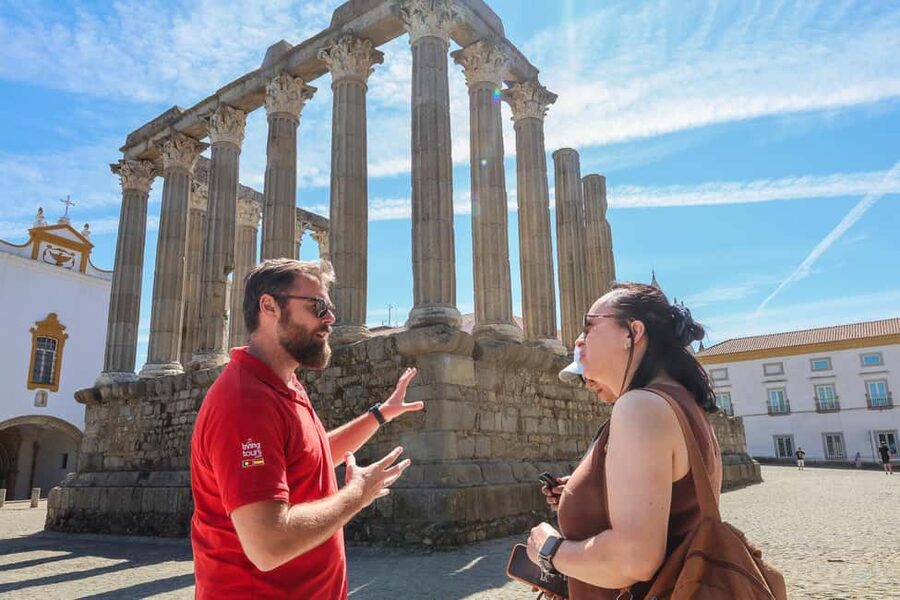 From Lisbon: Évora, Chapel of Bones & Alentejo Wine Tour - Chapel of Bones: where the shock works better than the storybook