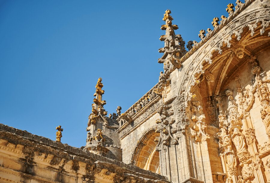 From Lisbon: Fátima, Batalha, Nazaré, and Óbidos – Small groups - Who Should Book This Tour, and Who Might Not