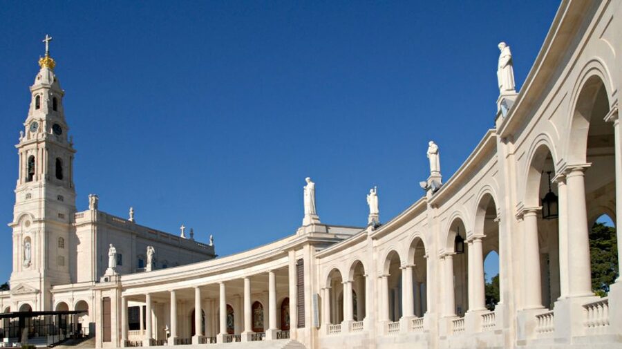 From Lisbon: Fátima, Batalha, Nazaré & Óbidos Full-Day Tour - Value Check: Is a $94 Full-Day Tour Worth It?