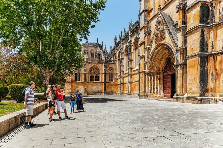 From Lisbon: Fatima Batalha Nazaré & Óbidos Small-Group Tour - Batalha Monastery: Where Manueline-Gothic Detail Gets Personal