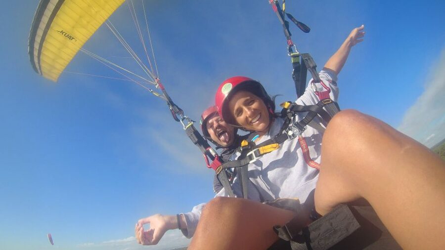 From Lisbon: Paragliding Flight with Transfers - Why paragliding over the Lisbon coast feels special