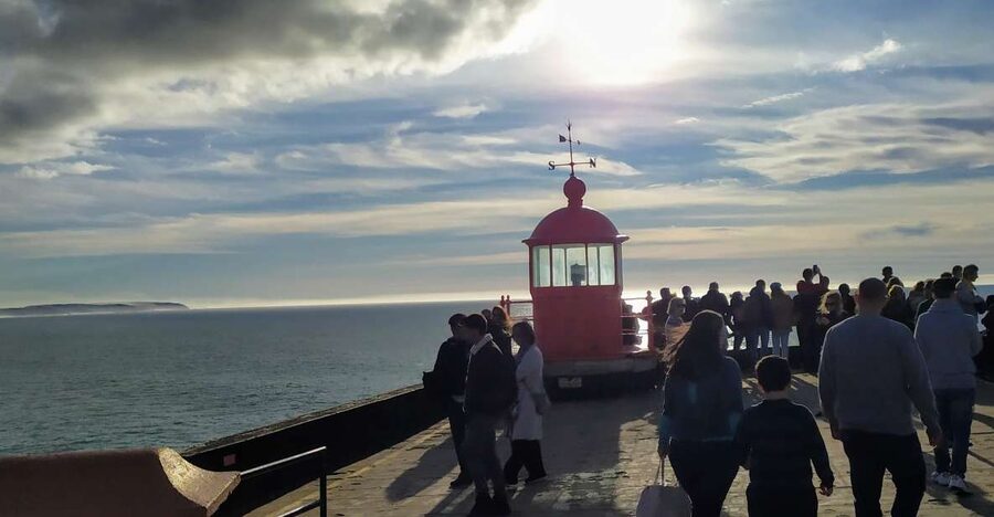 From Lisbon: Private Óbidos and Nazaré Tour - Head to Sítio da Nazaré for the cliffs, Sanctuary, and Fort views