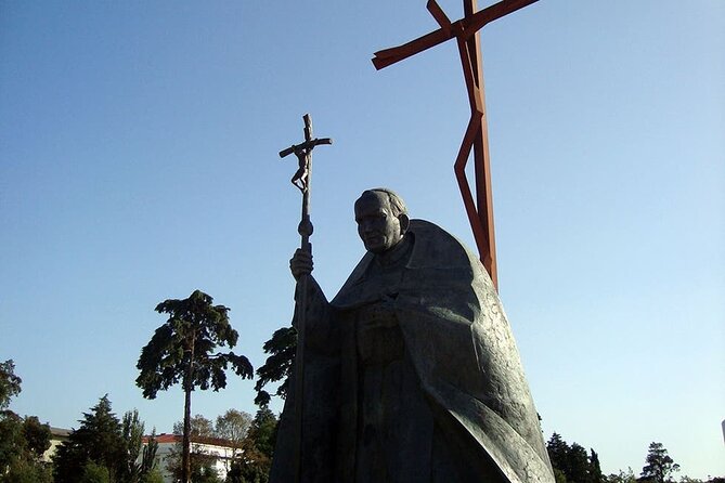 From Lisbon: Sanctuary of Fátima & the Little Shepherds Town - Lisbon morning to Fátima, with two simple pickup points