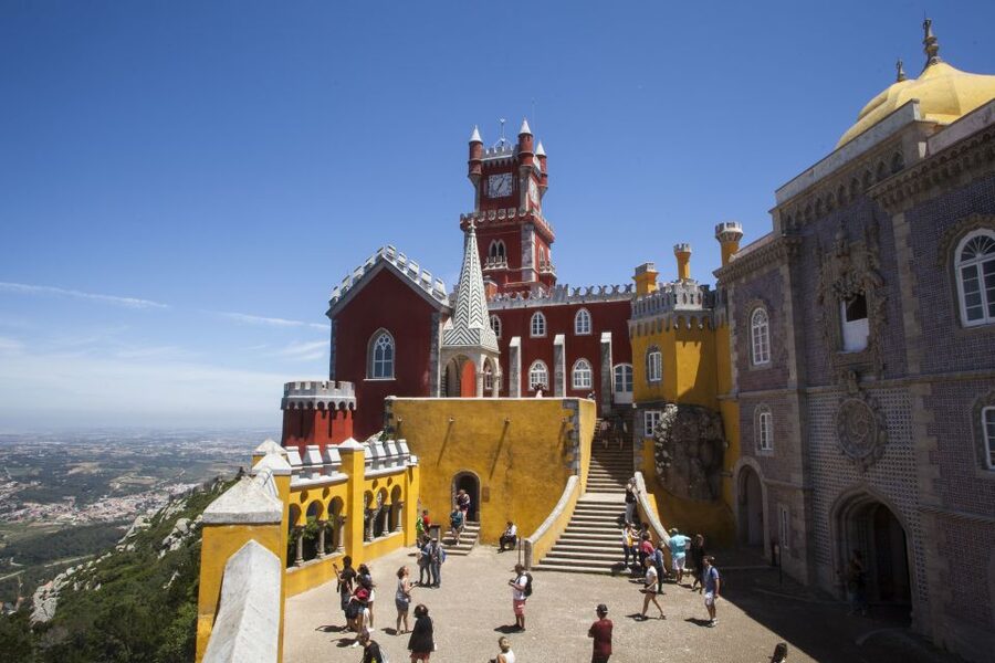 From Lisbon: Sintra and Cascais Full-Day Private Tour - Lisbon to Cascais: the coastal warm-up that sets the tone