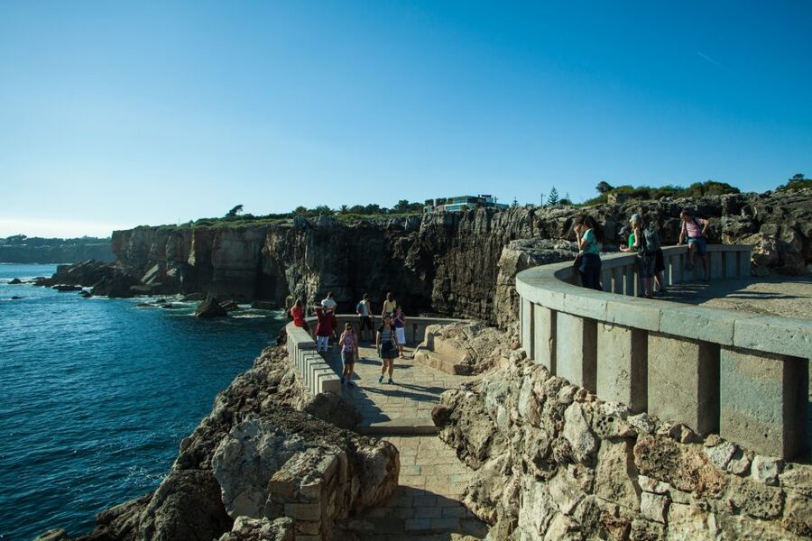 From Lisbon: Sintra and Cascais Full-Day Private Tour - Lunch in Sintra: how to choose well without losing time