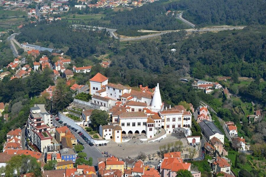 From Lisbon: Sintra and Cascais Highlights Small-Group Tour - Cabo da Roca and Guincho Beach: coastline power in short, scenic hits