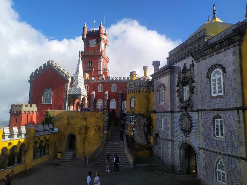 From Lisbon: Sintra and Cascais Natural Park Private Tour - Your route and timing from Lisbon, and why it avoids the usual chaos