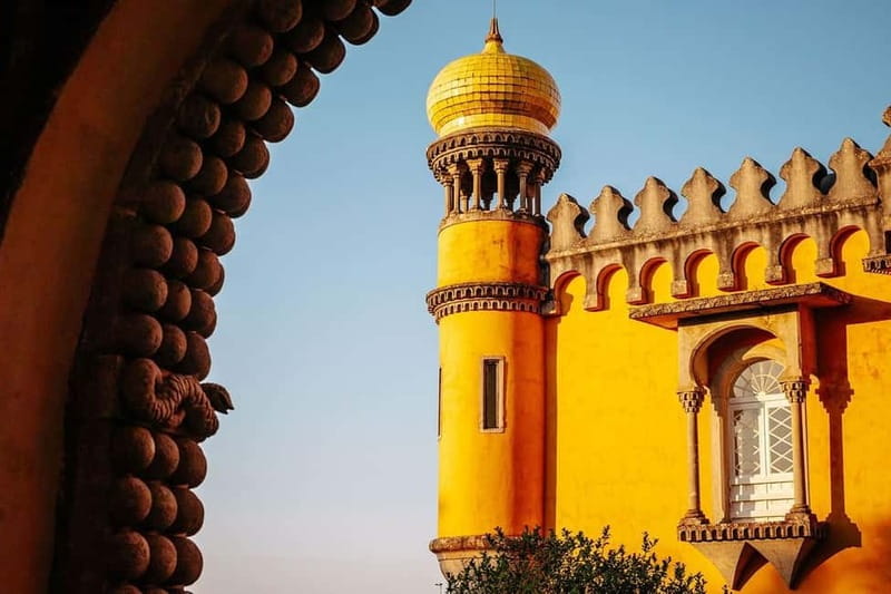 From Lisbon: Sintra Half-Day Tour with Pena Palace Tickets - Historic Sintra center break, quick shopping time and smart photo stops