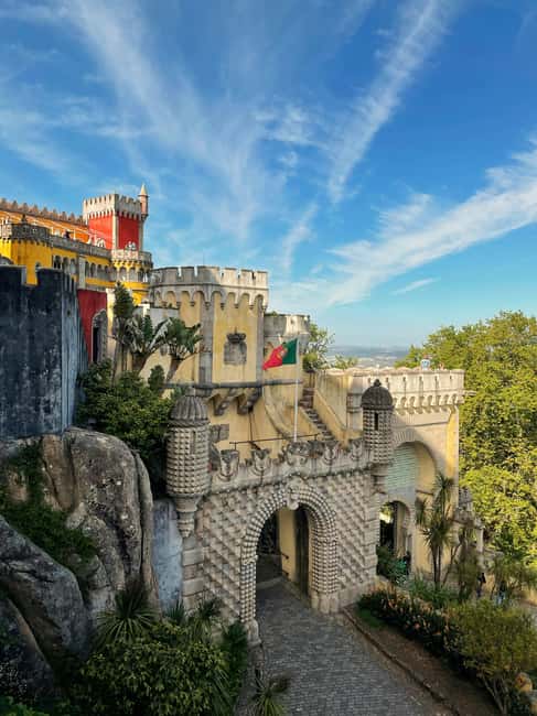 From Lisbon: Sintra Half-Day Tour with Pena Palace Tickets - Casa Piriquita tastings and what to look for