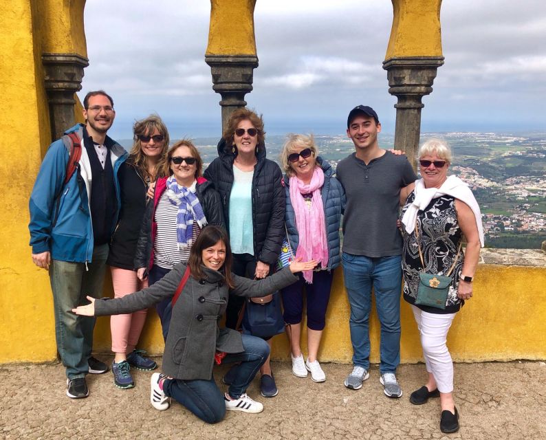 From Lisbon: Sintra Pena Palace Cascais 8-People Group Tour - From Lisbon to Sintra and the coast, in one day you can actually manage